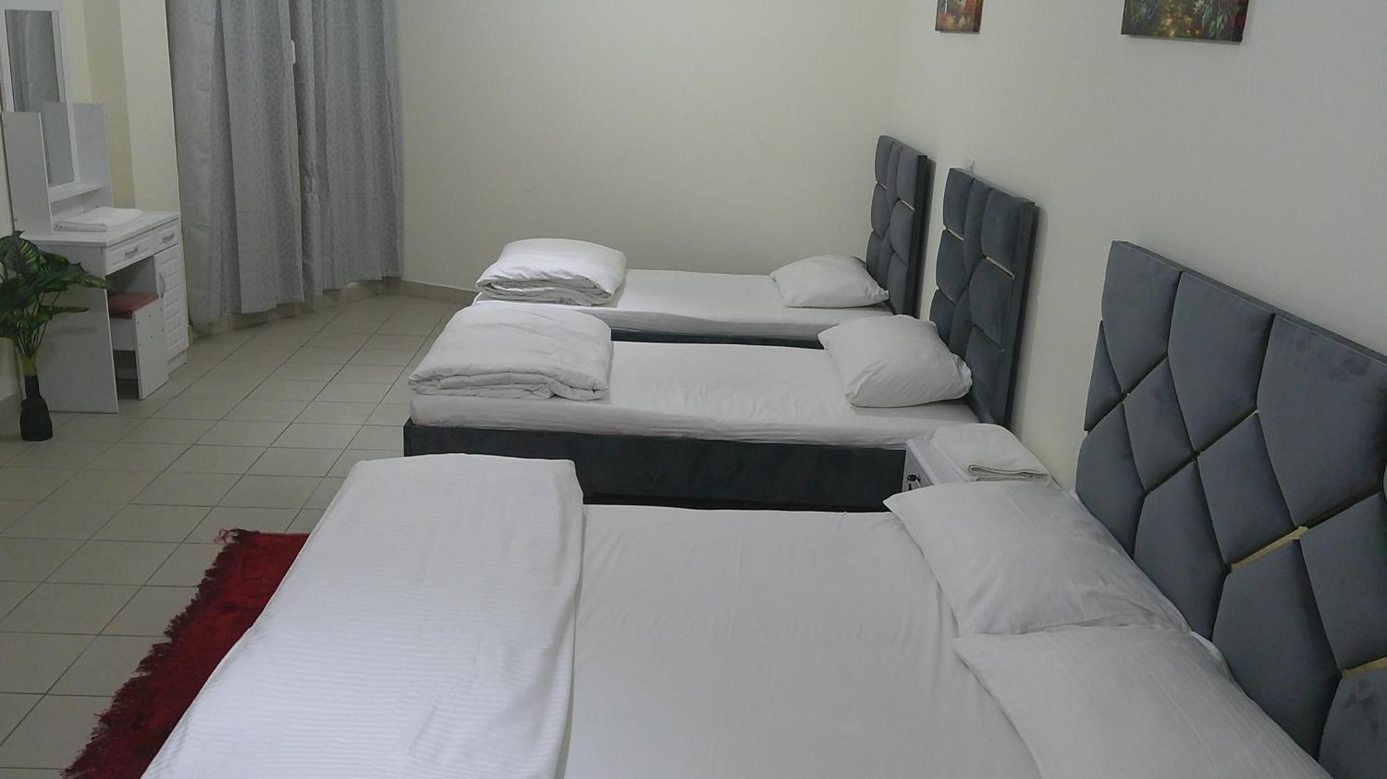Ruby Star Hostel Dubai F2 Esterno foto