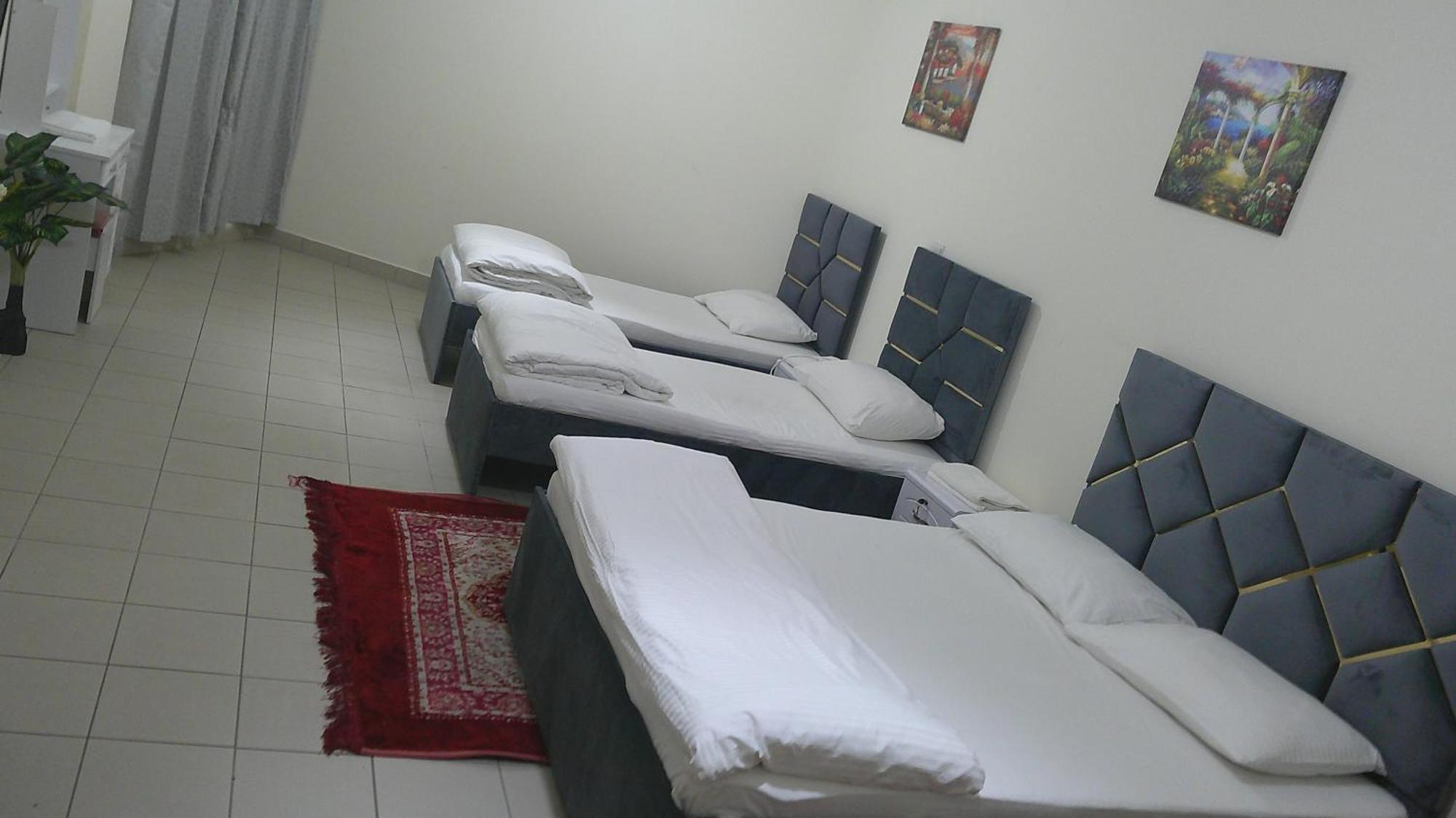 Ruby Star Hostel Dubai F2 Esterno foto