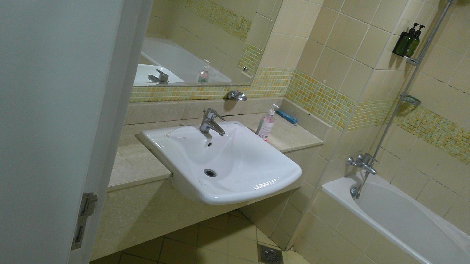 Ruby Star Hostel Dubai F2 Esterno foto